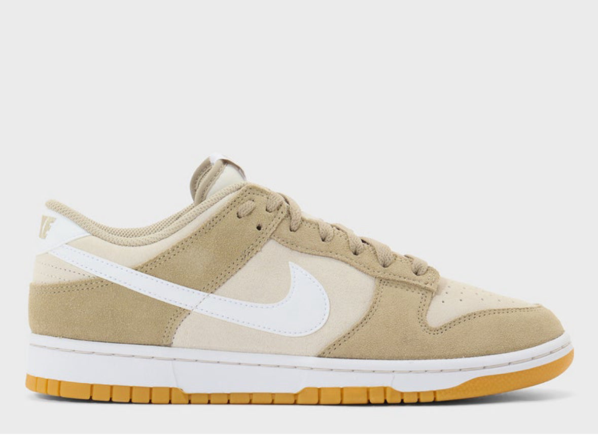 Nike dunk low beige